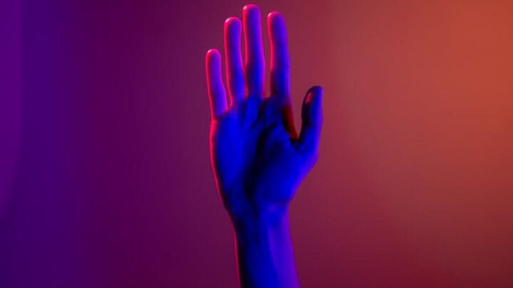Visionner HPI : Replay et streaming légal accessible