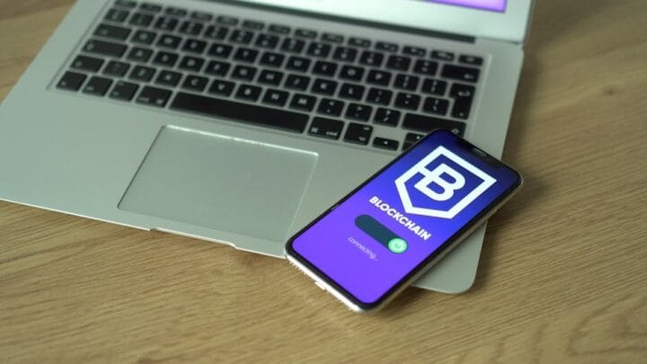 Comment la technologie transforme la finance moderne