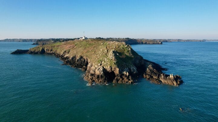 Les 5 plus belles escales accessibles avec un permis côtier en France